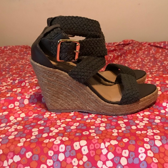 Steve Madden brown wedges size 6.5 - Picture 3 of 6